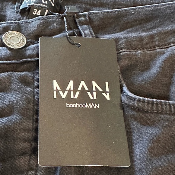NWT Boohoo Man Tag Size 34 Men's Jeans Stretch Black Distressed w DOVES Design - Picture 9 of 16